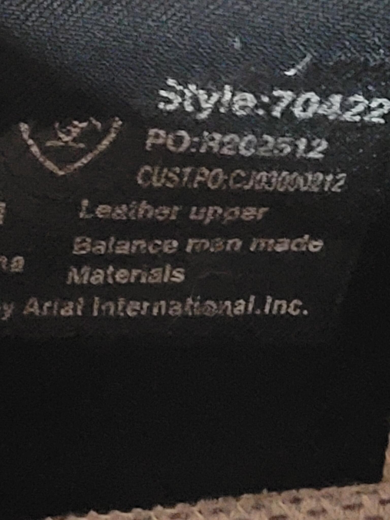 ARIAT BARN SHOES UNISEX SIZE 6 STYLE 70422 LEATHER UPPER SLIP ON VERY GOOD CONDT Ariat Upper Leather Slip On Unisex Kids main image 4
