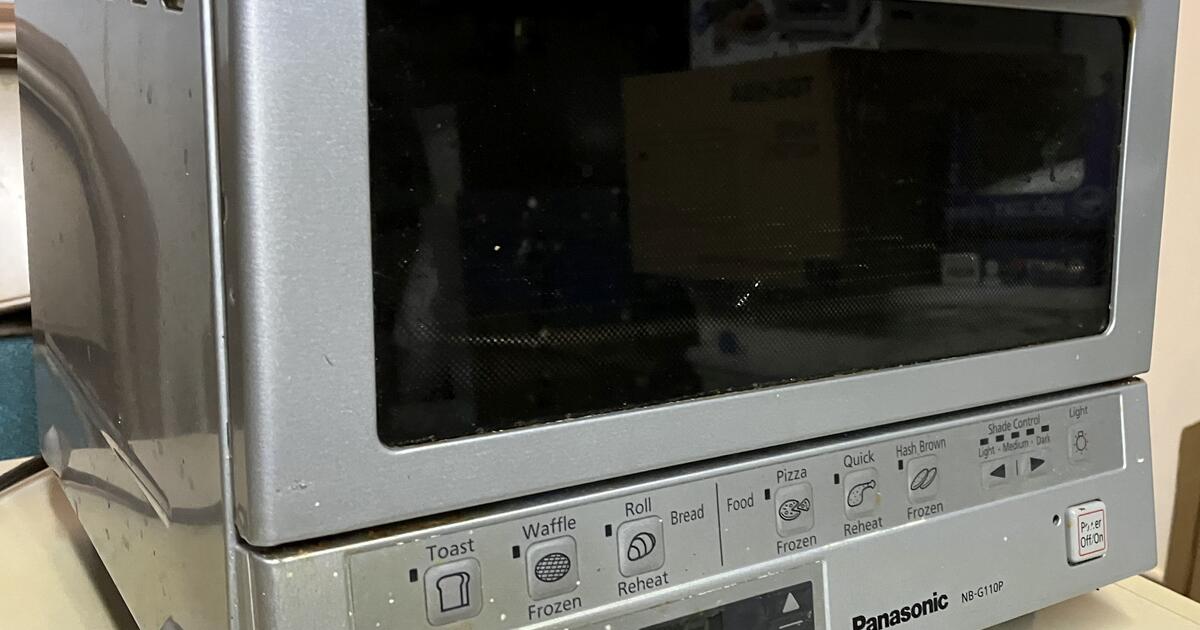 Panasonic Toaster Oven NBG110P for 39 in Southfield, MI For Sale