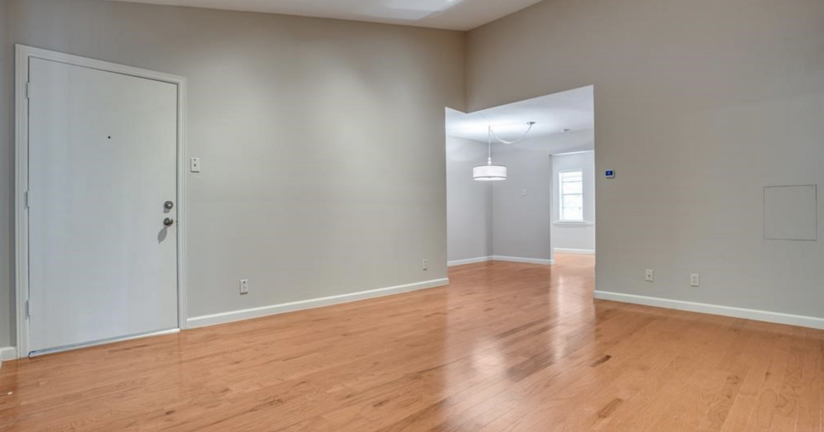 2 bed 2 bath Condo for Rent Utilities Included for 1950 in Dallas, TX