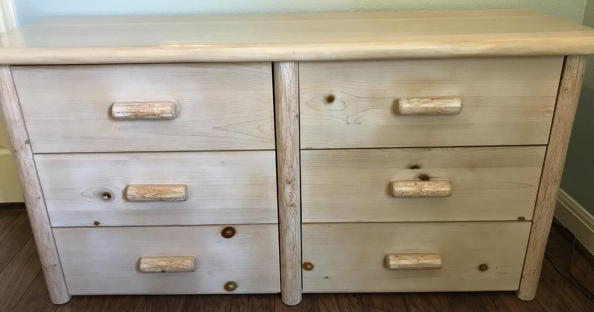 Four Piece Bedroom Log Furniture for 500 in Driftwood, TX Finds
