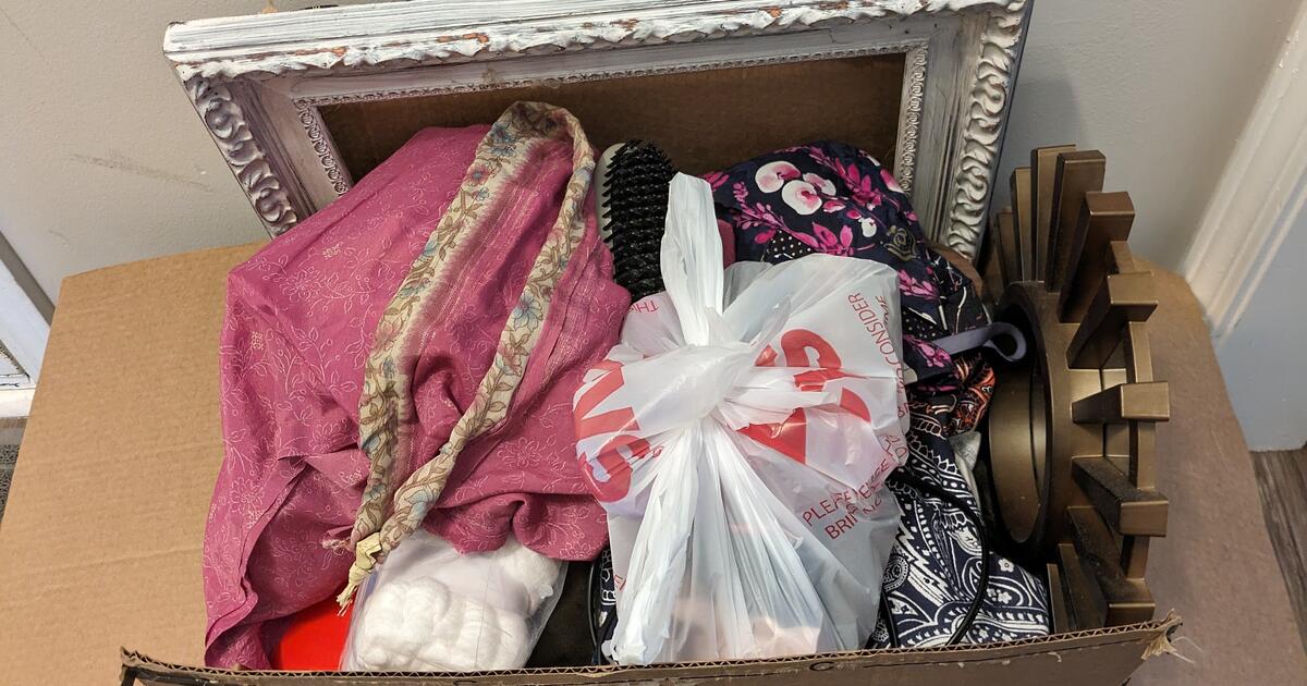 Free Box Of Stuff for Free in Sugar Hill, GA For Sale & Free — Nextdoor
