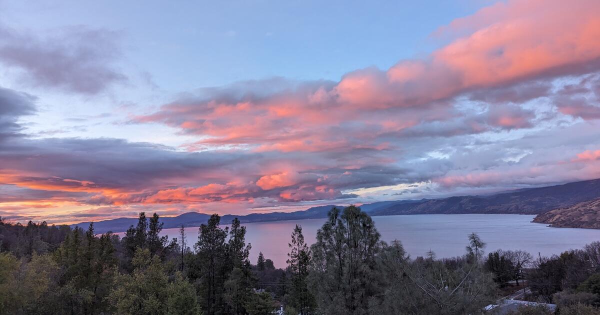 Fully Furnished Newly Remodeled Cottageshort term rental for 1100 in