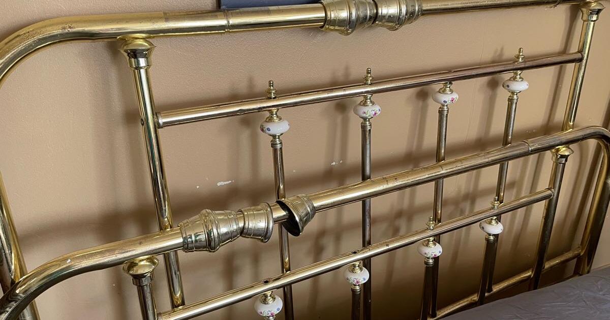 Brass headboard and baseboard for Queen size bed for Free in Lansdowne