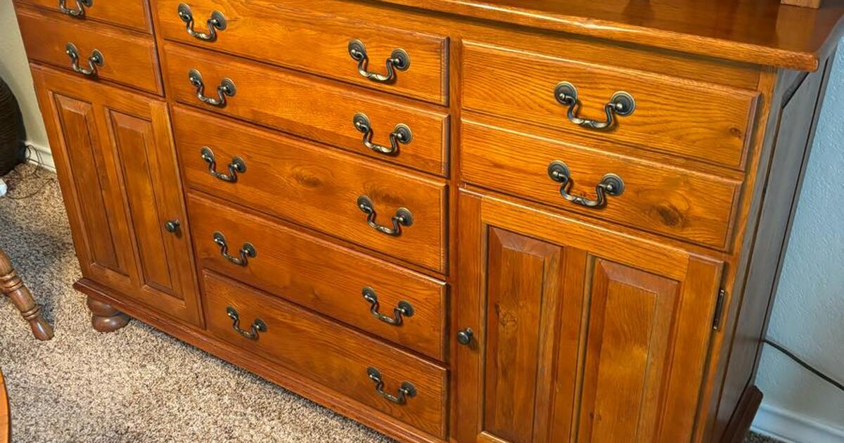 China Hutch For 700 In Alvarado TX For Sale Free Nextdoor china-hutch-for-700-in-alvarado-tx-for-sale-free-nextdoor