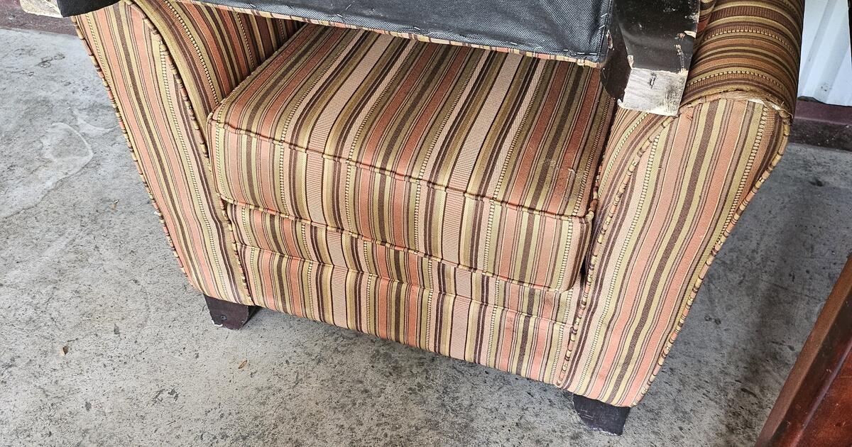 Used Office Furniture for 25 in Covington, GA For Sale & Free — Nextdoor