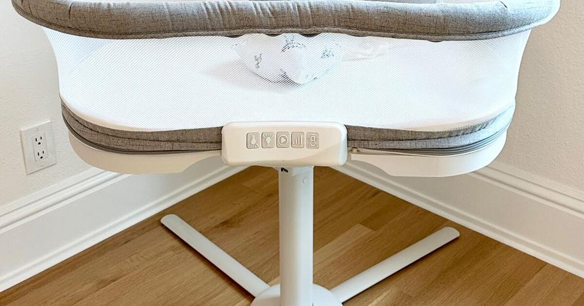 HALO Swivel BassiNest Luxe Sleeper Dove Grey Tweed for 85 in St