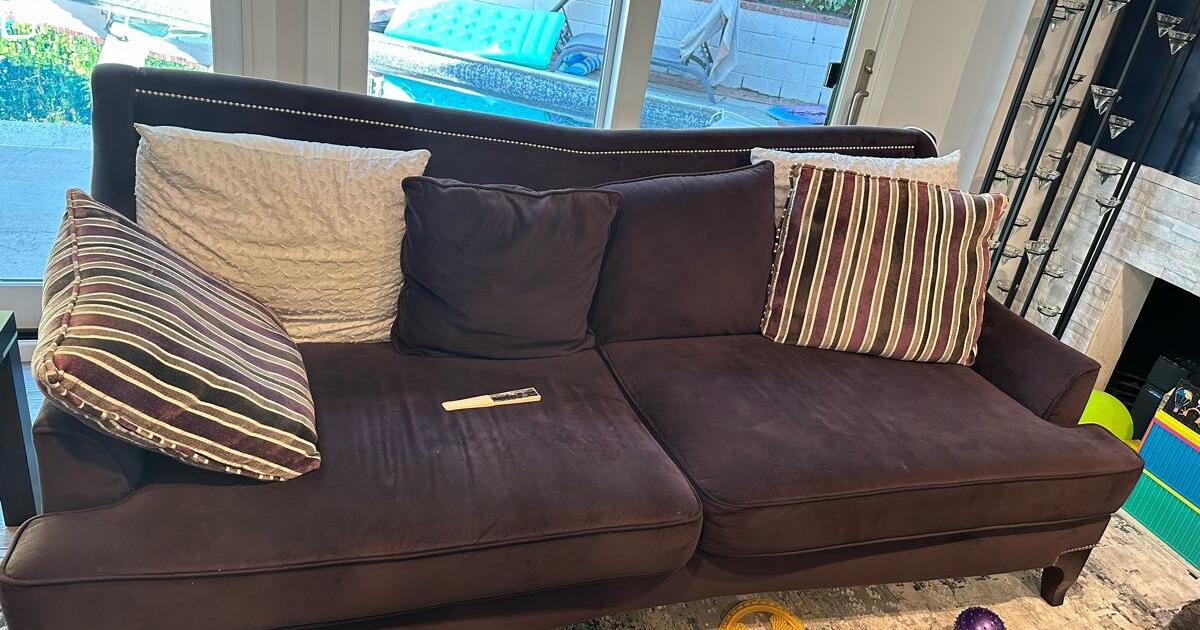 Sofa and Loveseat for Free in Los Angeles, CA Finds — Nextdoor