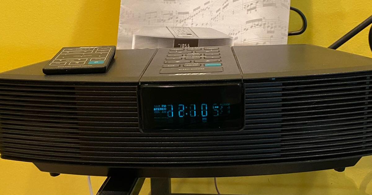 BOSE clock radio for 25 in Brentwood, MO For Sale & Free — Nextdoor