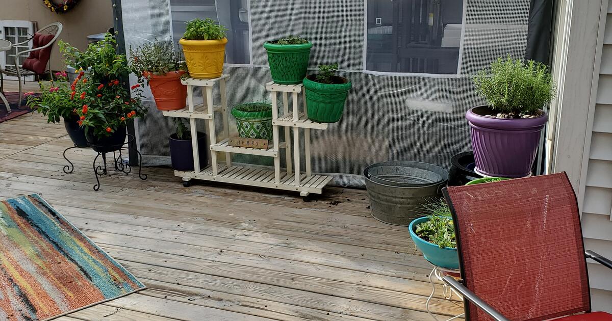 Used Greenhouse for 50 in Fort Wayne, IN For Sale & Free — Nextdoor