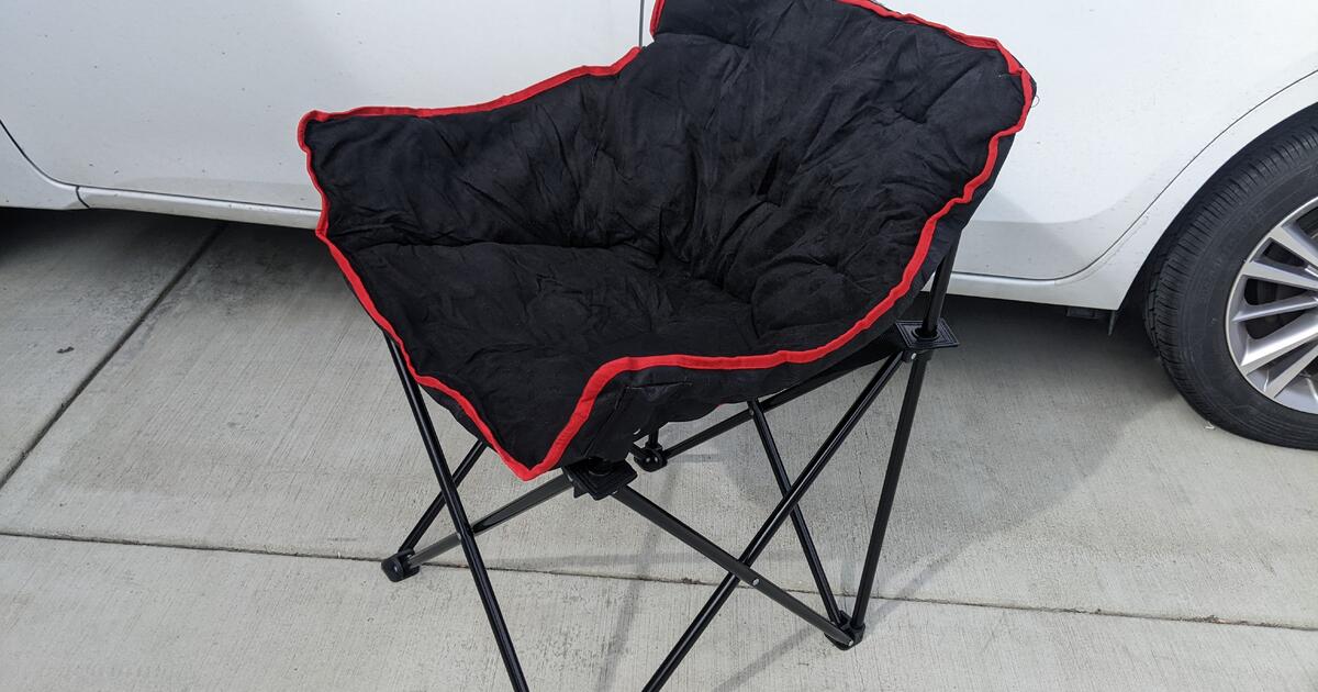 New Outdoor Adventure Folding Faux PopUp Chair for 15 in West Covina