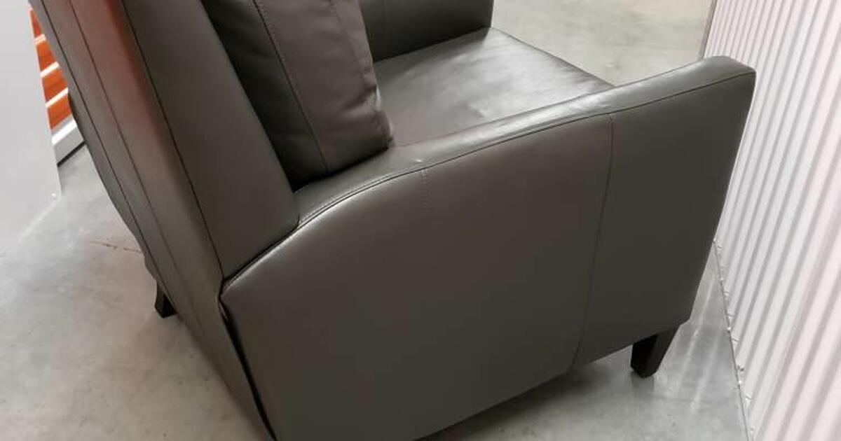 Leather Pushback Recliners for 350 in Myrtle Beach, SC Finds — Nextdoor