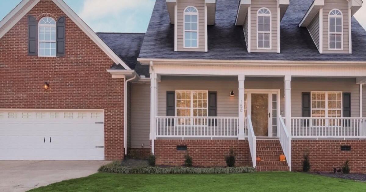 Beautiful Home for Sale Clayton for 425000 in Knoxville, TN For