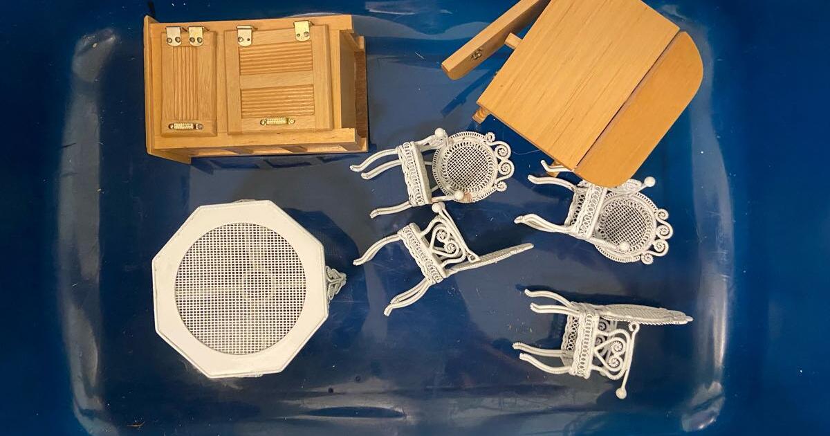Dollhouse / Miniature Items for Free in Denver, CO Finds — Nextdoor