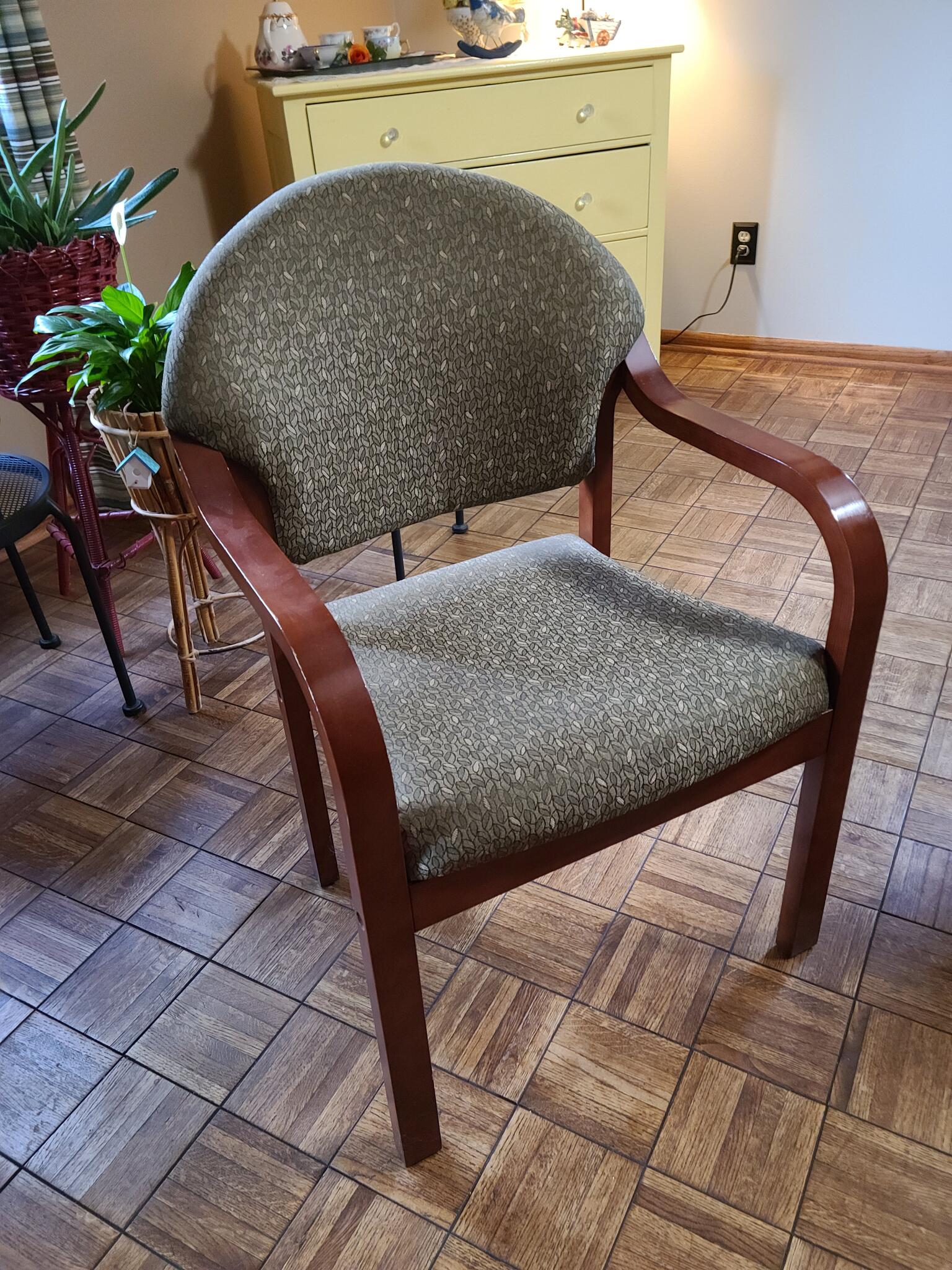 Free Office Chairs up to 8 avaliable for Free in MN For Sale & Free — Nextdoor
