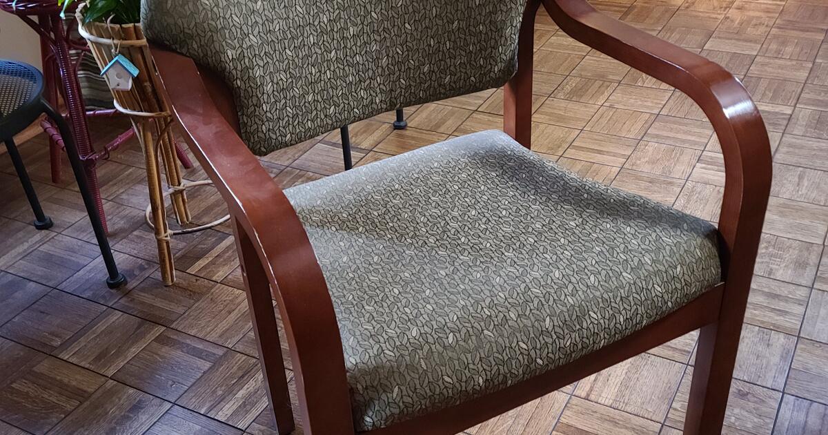 Free Office Chairs up to 8 avaliable for Free in MN For