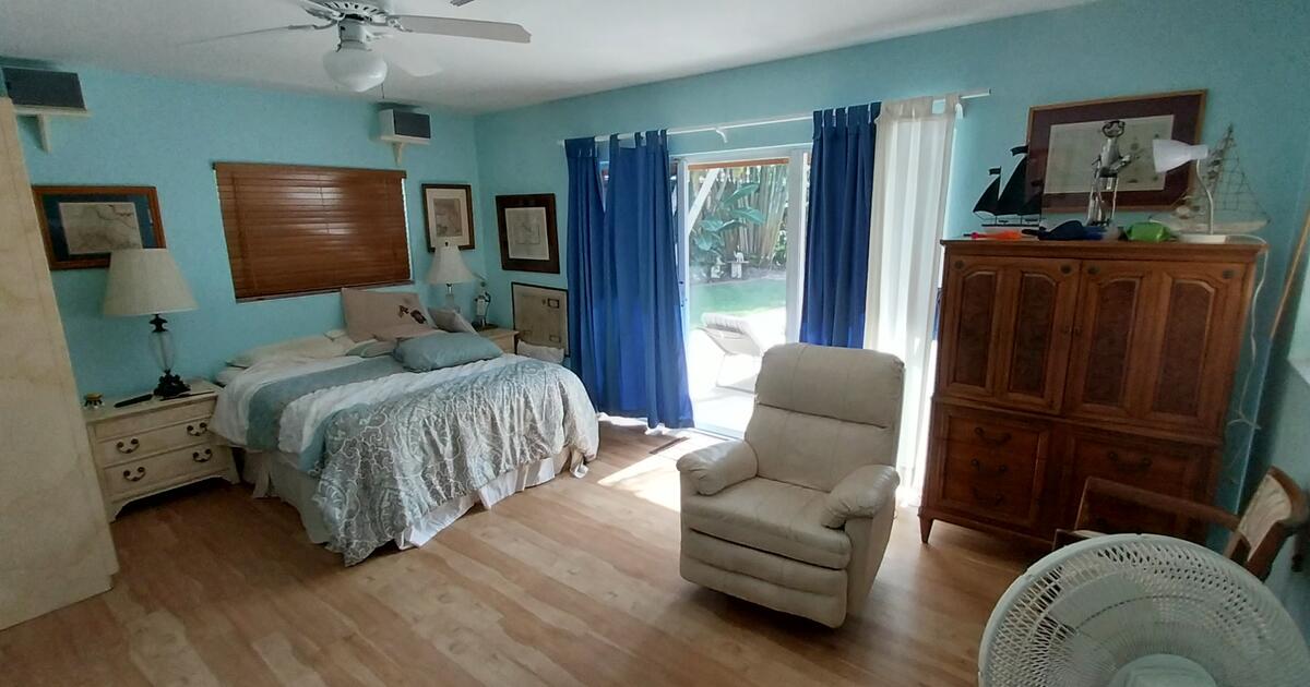 Tropical home for rent Christmas in Boynton Beach, FL For Sale & Free