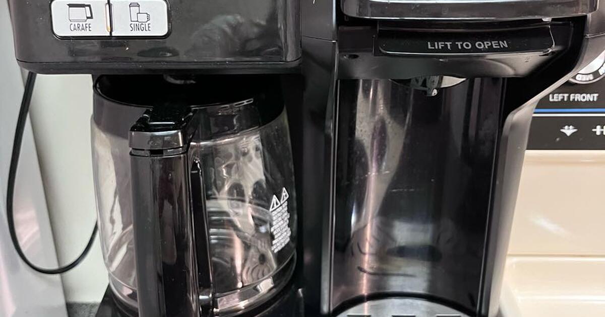 Coffee Pot and Single Cup Coffee Maker for 20 in Kansas City, MO