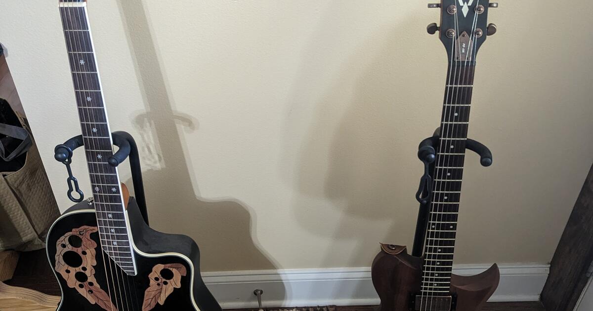 GUITARS AND GUITAR EQUIPMENT for Free in Husser, LA For Sale & Free — Nextdoor