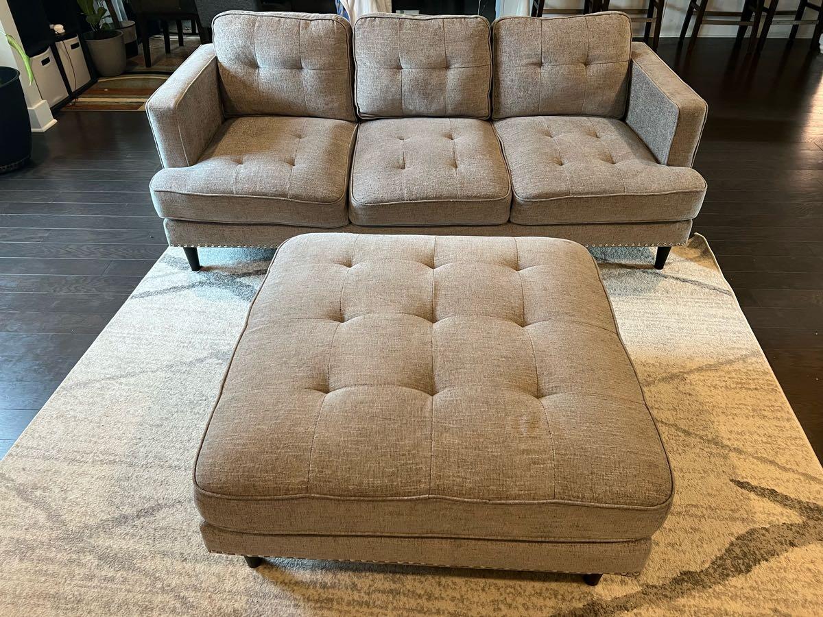 Living room furniture for 490 in Sharpsburg, GA For Sale & Free