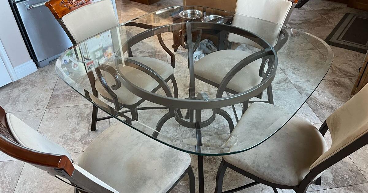 Glass table and chair set for Free in Thousand Oaks, CA For Sale & Free — Nextdoor