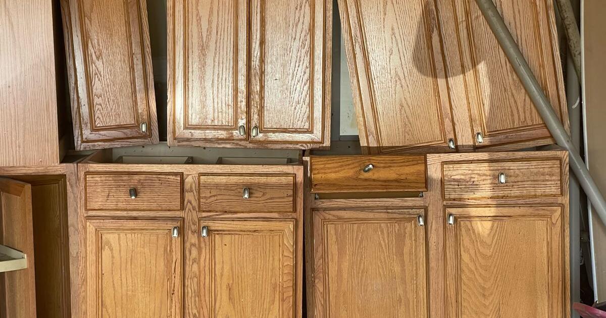 Kitchen for Free in Chicago, IL Finds — Nextdoor