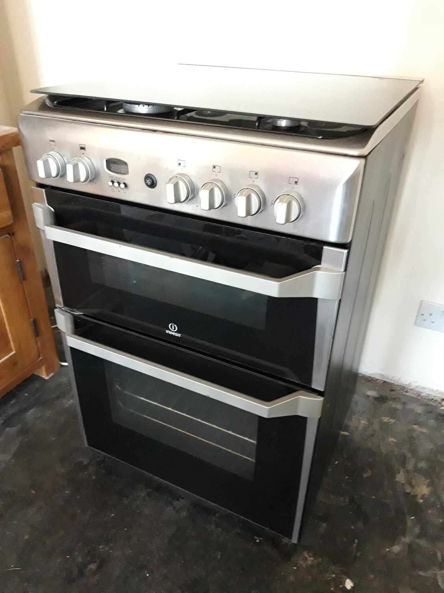 indesit id60g2x gas cooker