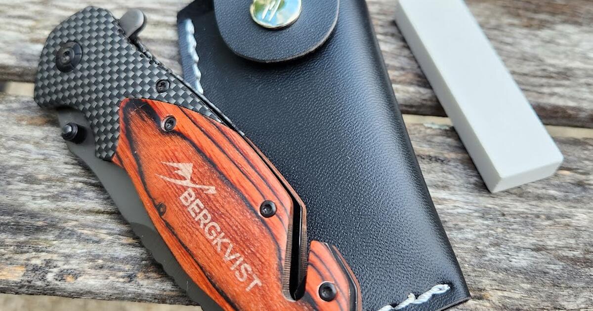 BERGKVIST K19 Folding Pocket Knife Set with Wooden Handle, pouch