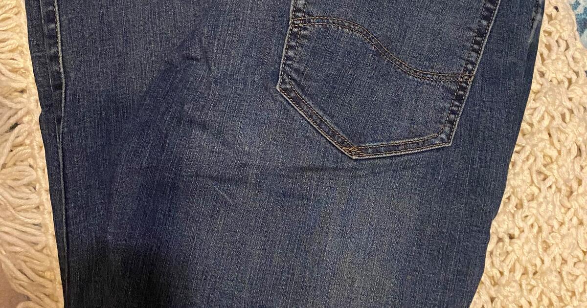 Jeans, Lees Extreme Motion (32?) for $10 in Huntsville, AL | Finds ...