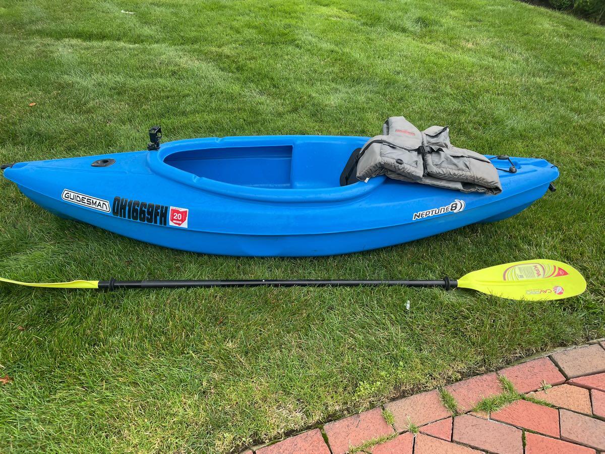 Kayak - Guidesman Neptune 8 For $140 In Columbus, OH | For Sale & Free —  Nextdoor