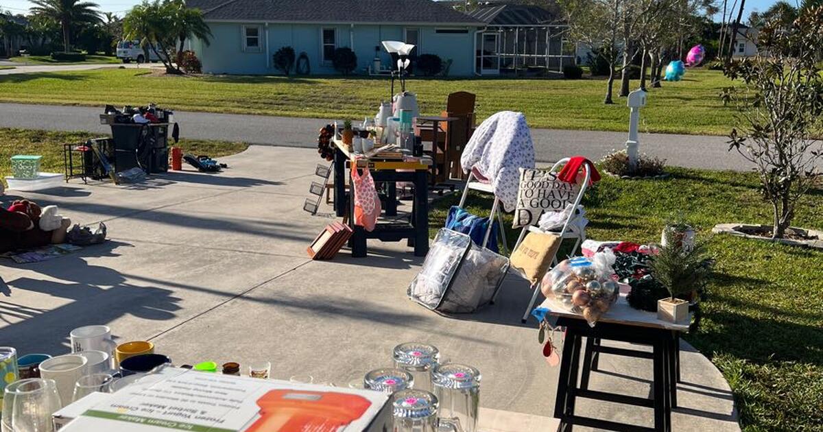 Yard Sale Fri and Sat 800am to 300pm for Free in Rotonda West, FL