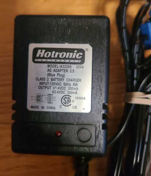 Hotronic Batteriy Charger AC Adapter Model A32266 Blue Plug 2004