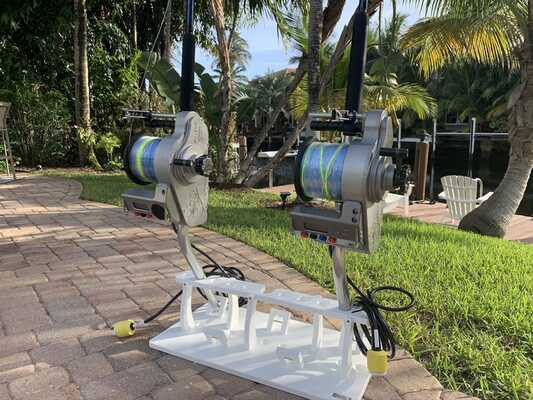 LP electric fishing reel and rod for Sale in West Palm Beach, FL