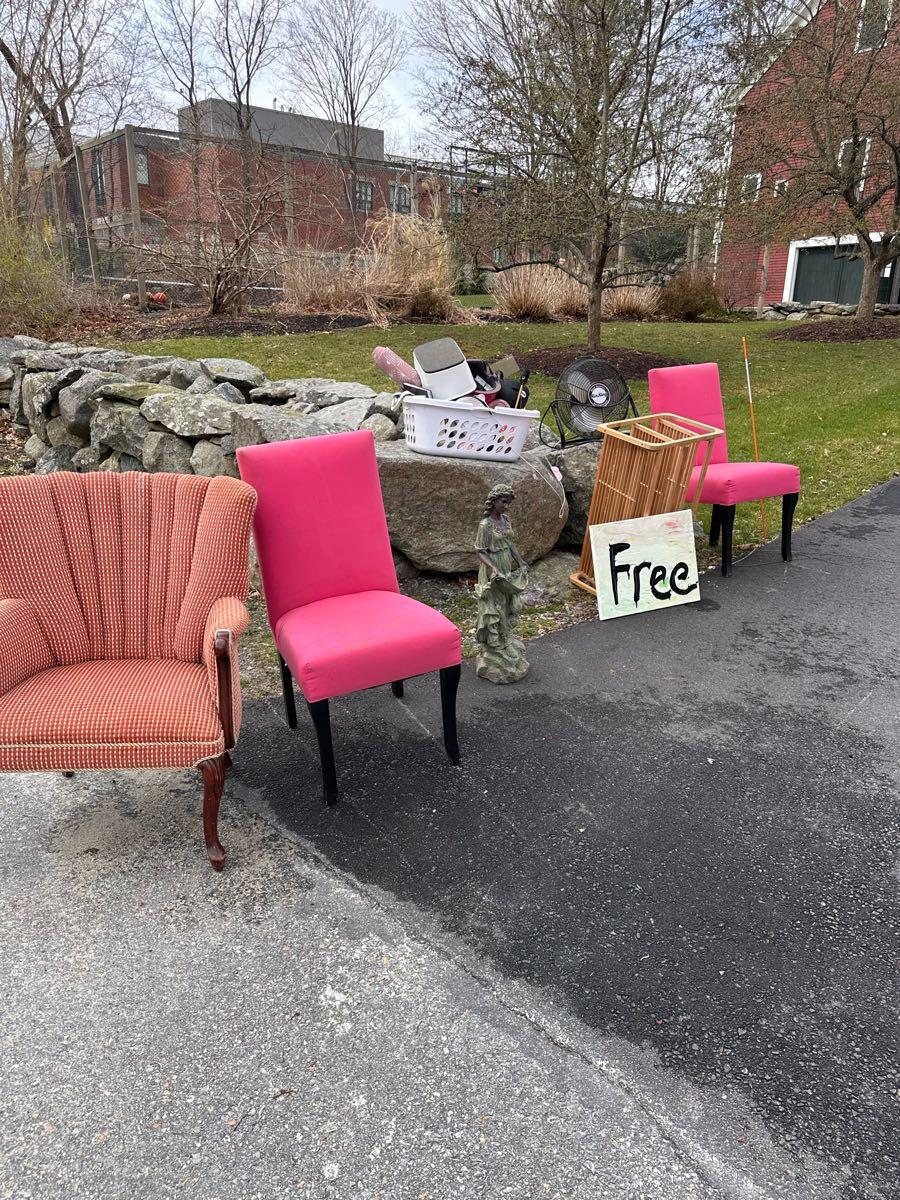 Free Stuff Pick up today for Free in Harvard, MA For Sale & Free
