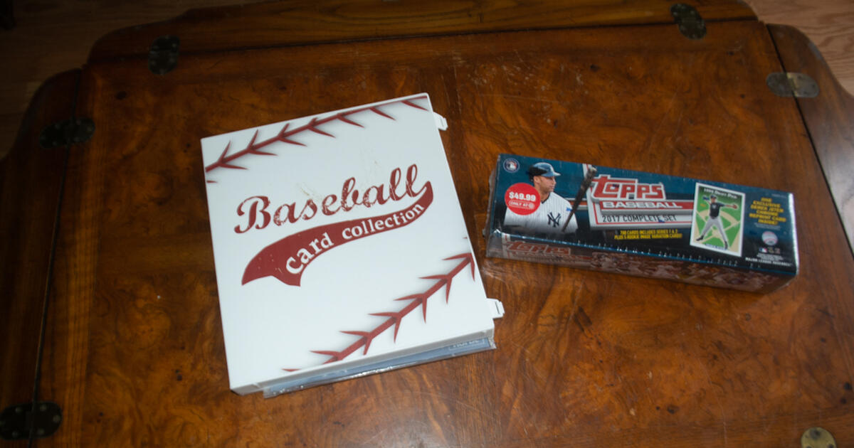 MLB BASEBALL 2017 TOPPS Factory Sealed 700 cards JETER Exclusive