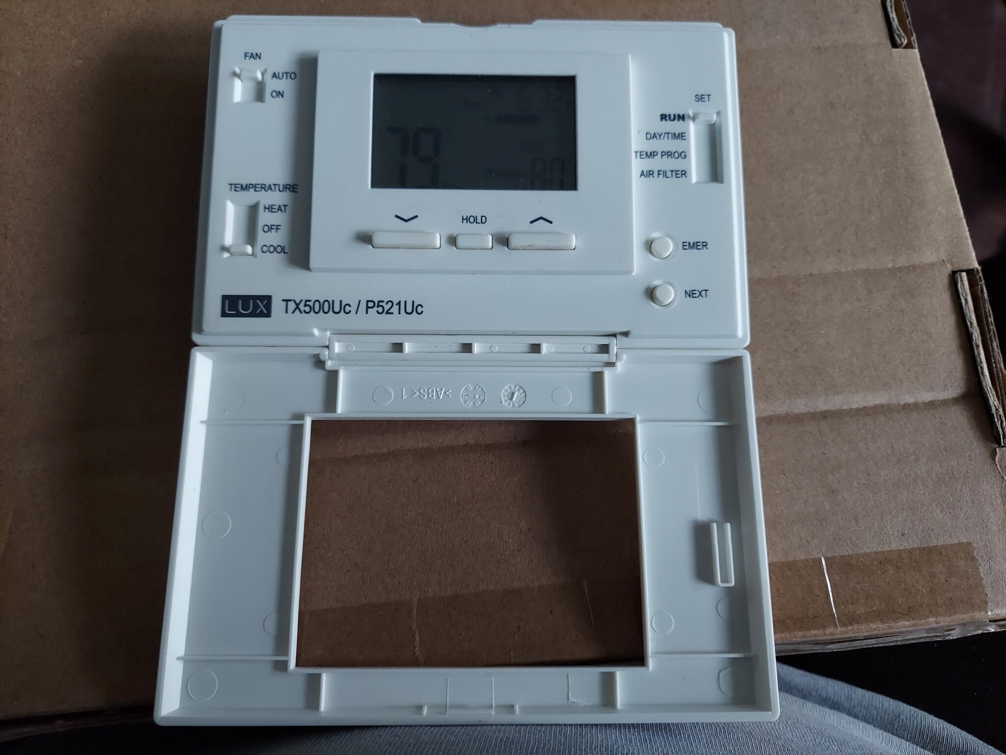 Lux Tx500uC/P521uC for Free in Lambertville, MI For Sale & Free