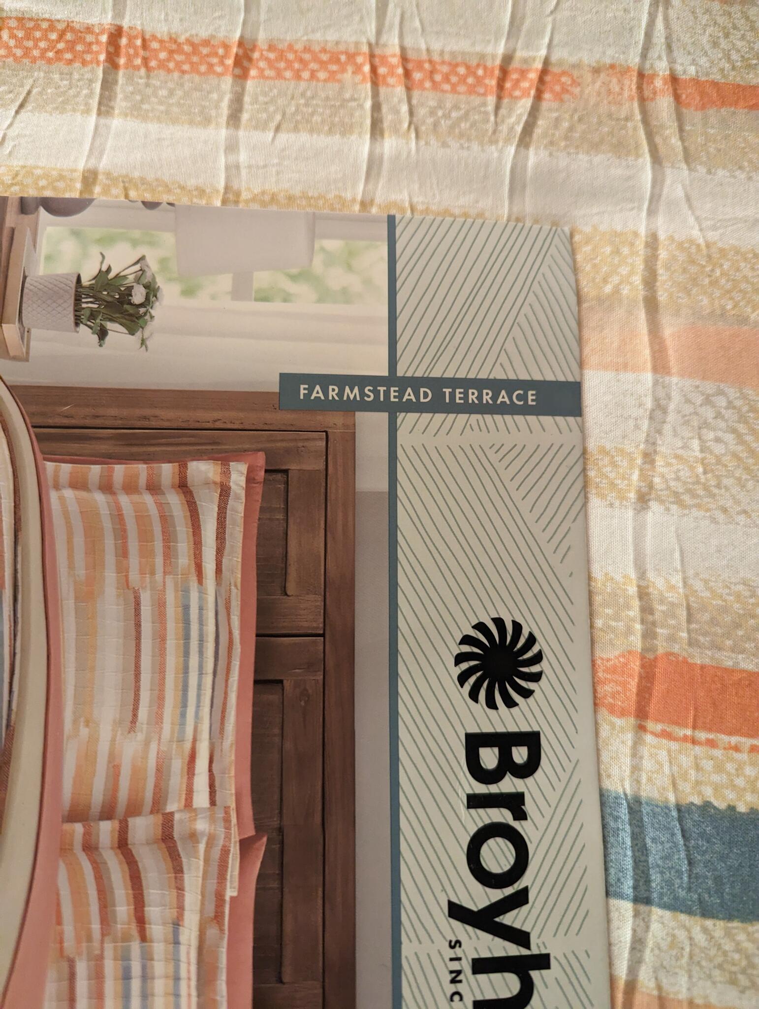 Broyhill comforter & pillow sham 3 piece set for 30 in Tucson, AZ