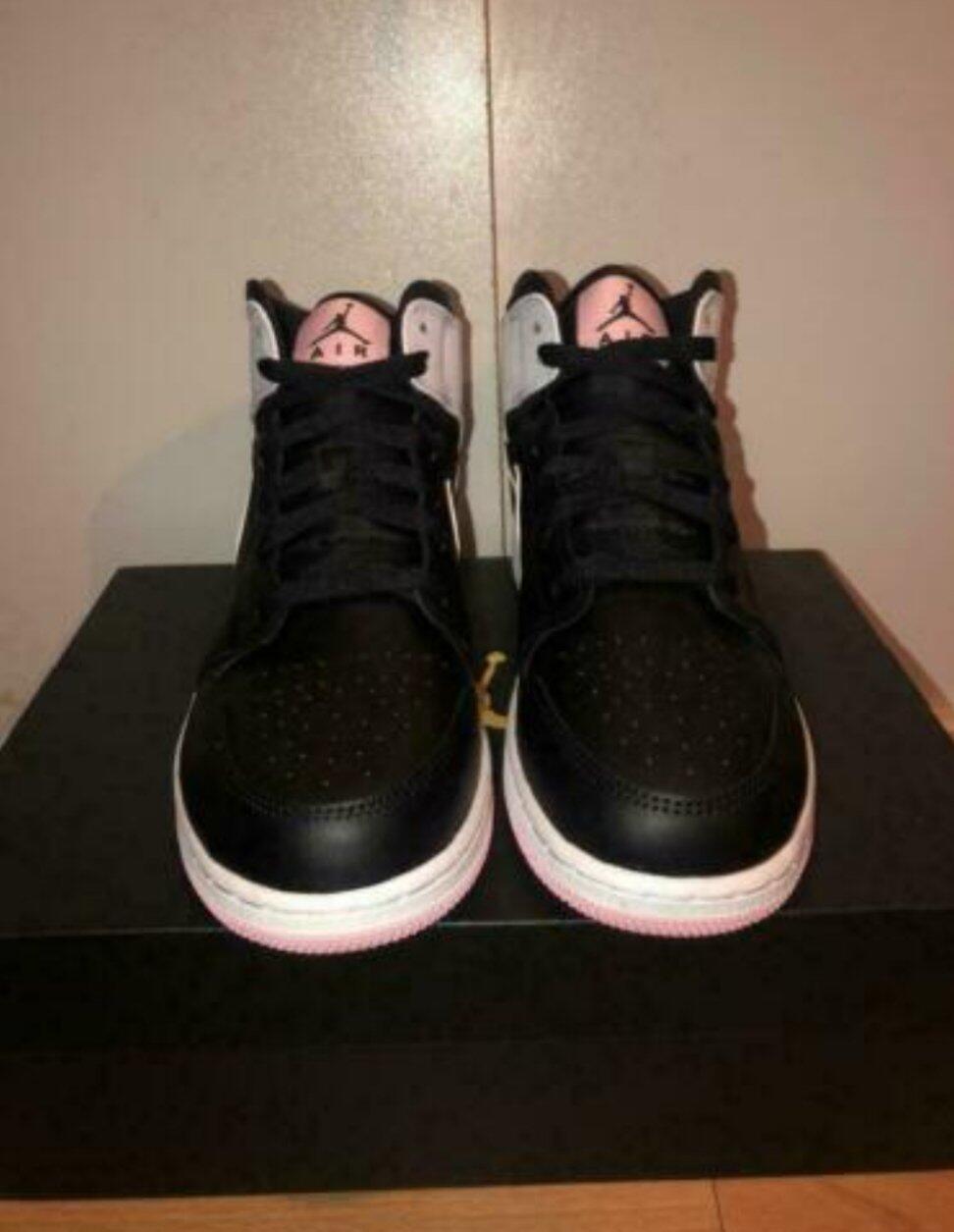 Nike Air Jordan 1 Mid “Black Artic Pink” Maat 38 Voor 150 € In Rotterdam,  ZH | Gratis/Te Koop — Nextdoor