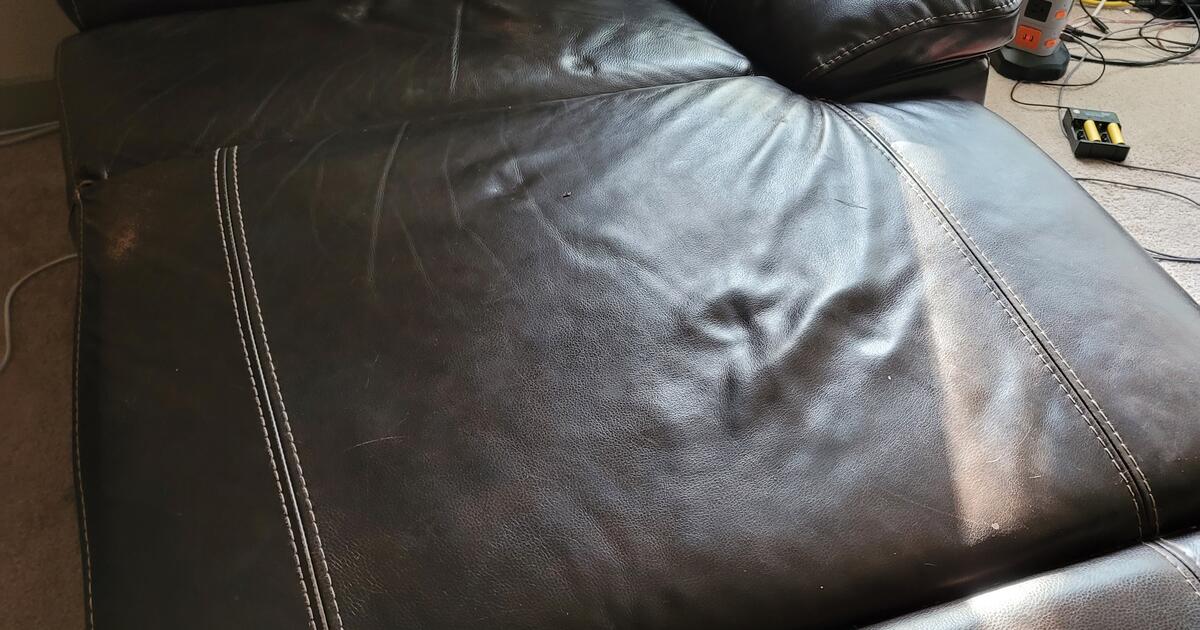 Recliners for Free in San Antonio, TX For Sale & Free — Nextdoor