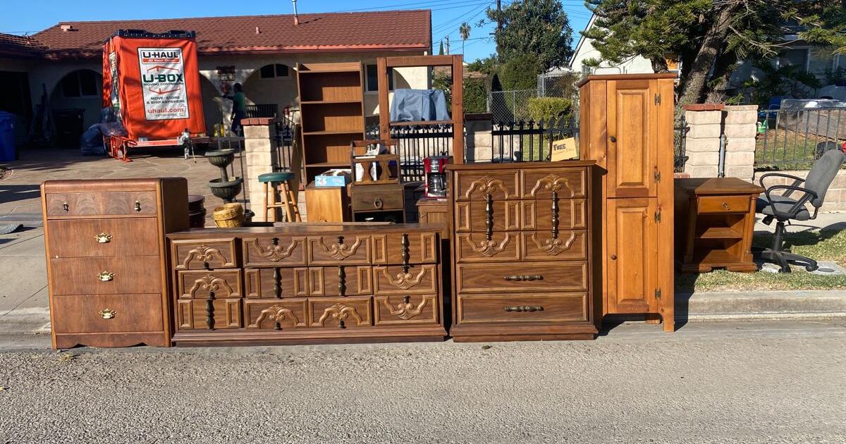 House Furniture & Bedroom Furniture for Free in Simi Valley, CA For