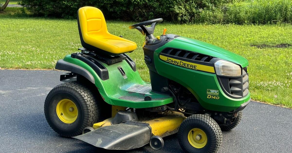 John Deere D140 lawn tractor and snow blower for 2000 in Laguna Niguel
