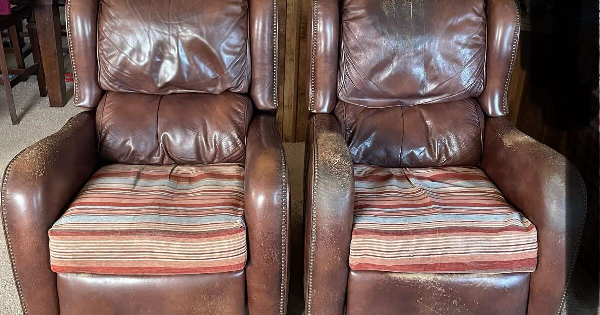 Couch and recliners for 100 in Yuma, AZ For Sale & Free — Nextdoor
