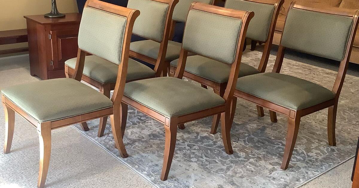 Thomasville Dining ChairsSet of 6Solid Wood for 325 in Chester, NJ