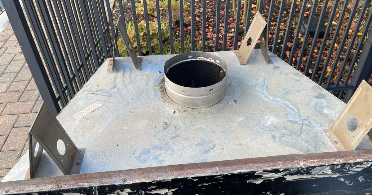 Fireplace for 450 in Melville, NY For Sale & Free — Nextdoor