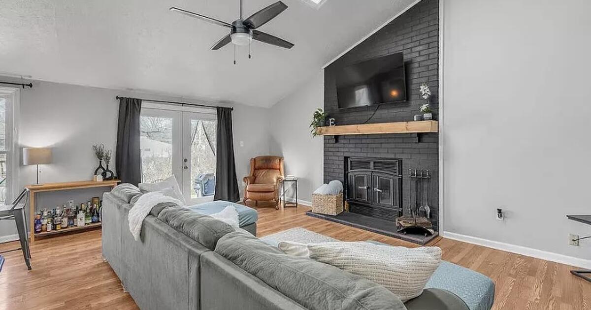 Sectional Couch for Free in Lexington, KY For Sale & Free — Nextdoor