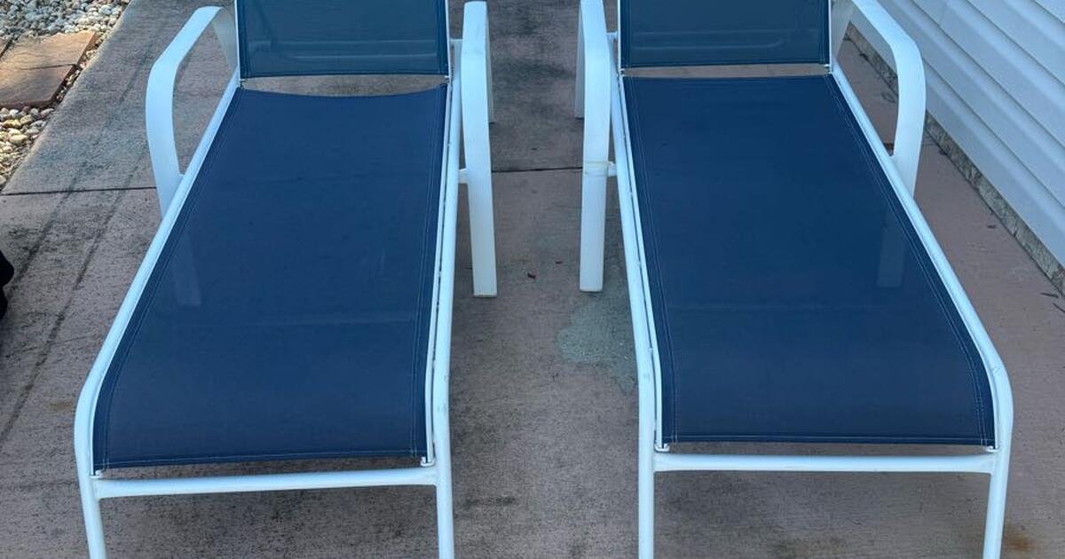 Set Of 2 Outdoor Lounge Chairs For 60 In The Villages FL For Sale Set Of 2 Outdoor Lounge Chairs For 60 In The Villages FL For Sale