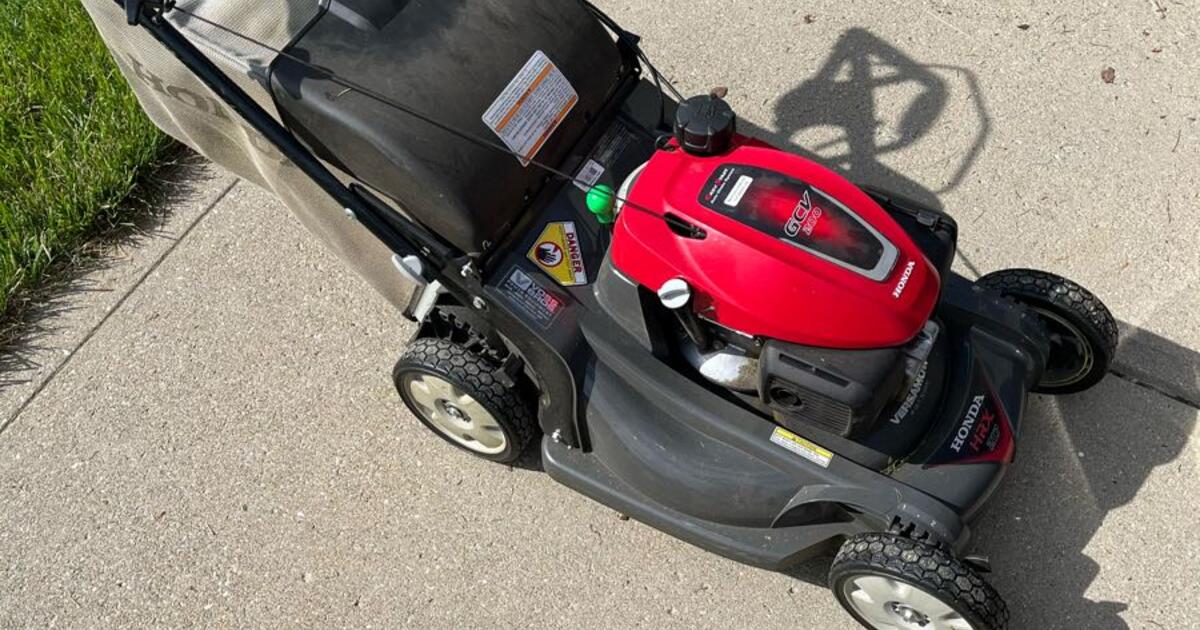 Honda HRX Lawn Mower for $100 in Dublin, OH | Finds — Nextdoor