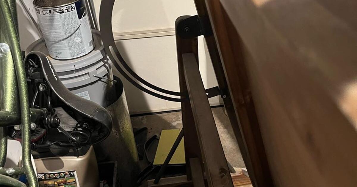 World market desk and chair for 200 in Houston, TX For Sale & Free