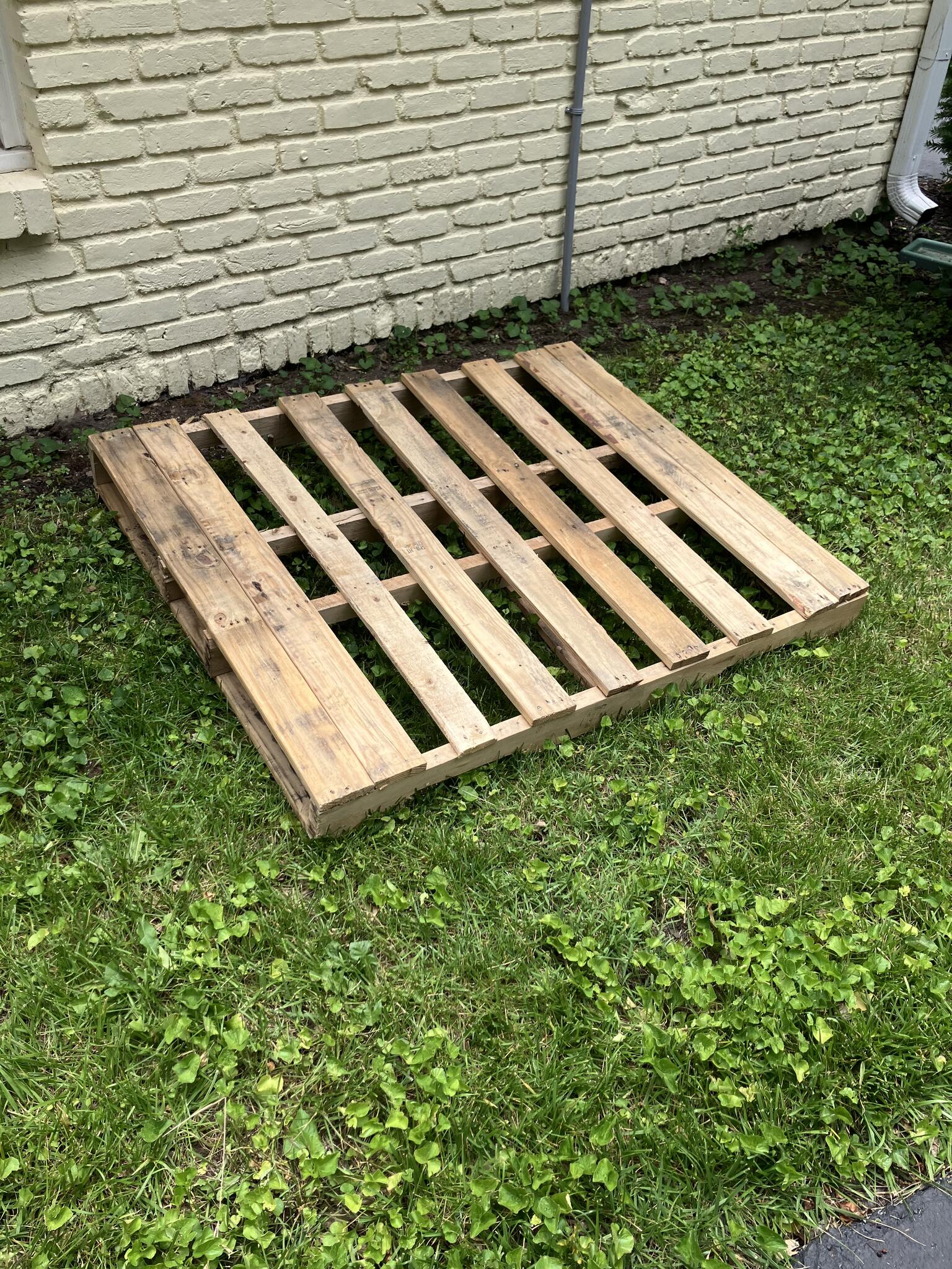Recliner Rug Free Recliner, Rug, and Wheelbarrow for Free in Carmel, IN | For Sale ...