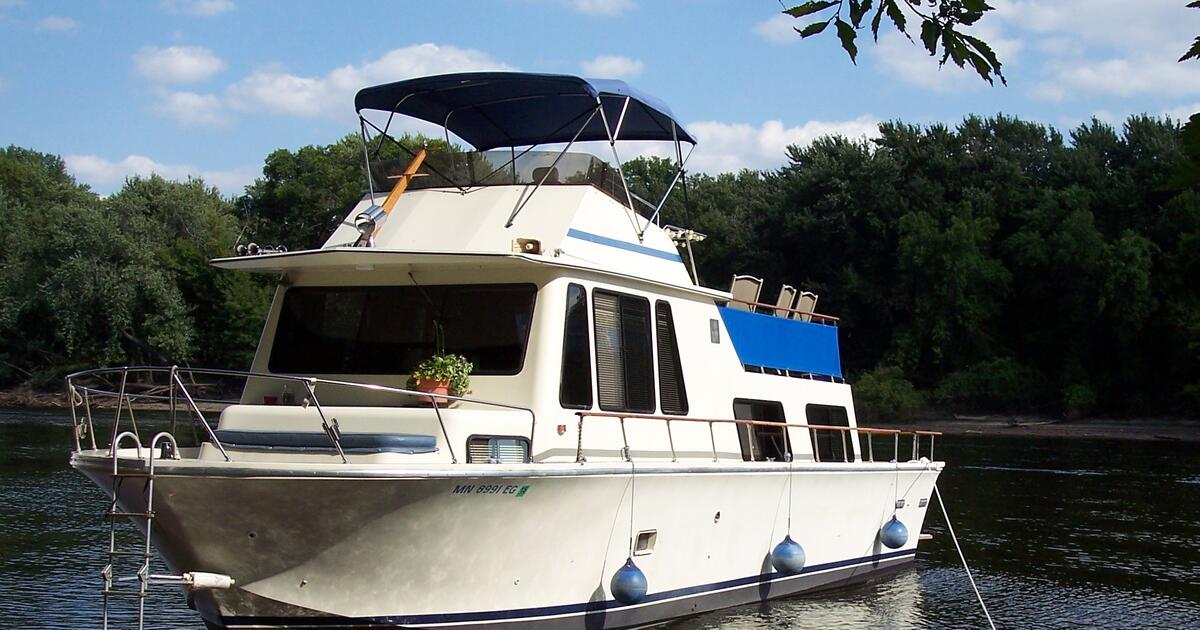 1975 Bluewater Boatel 40' Coastal Cruiser Houseboat for 55000 in St