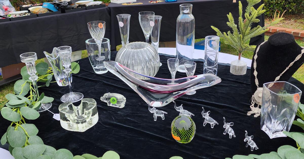 Classy Garage Sale for 1 in Torrance, CA Finds — Nextdoor